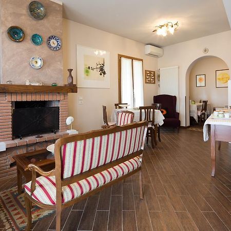 I Frutteti "Affitta Camere" Camaiore Exterior foto